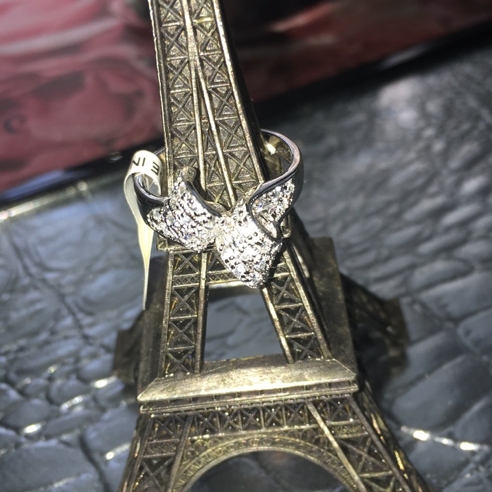 Bow Sterling Silver Ring